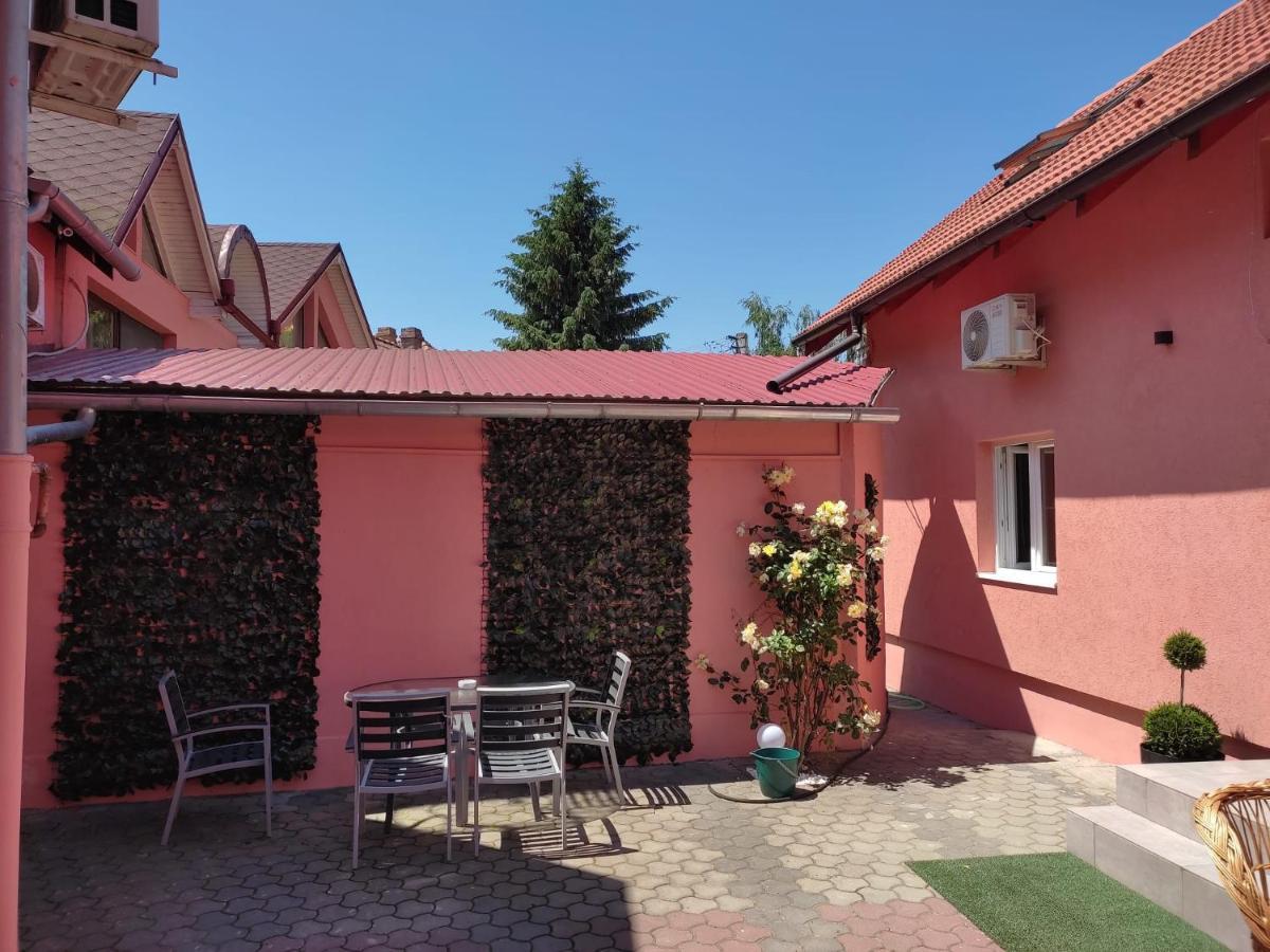 Calypso Rooms Făgăraş Εξωτερικό φωτογραφία